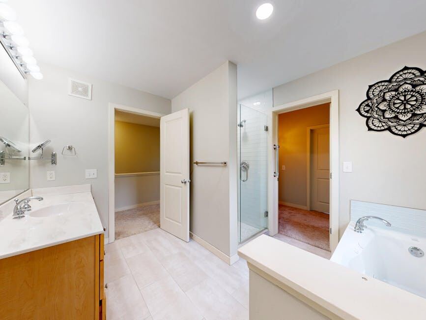 Baignoire vers douche : prix et aides 2026