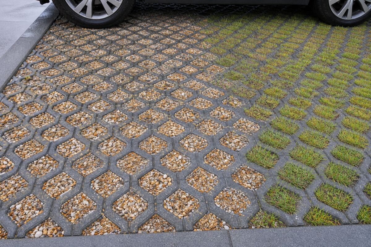 Parking en dalles alvéolées : portance et drainage