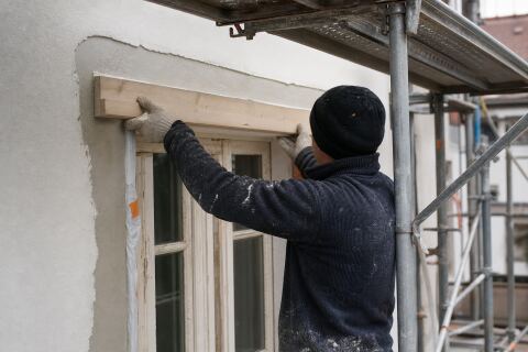 Ravaler avant de remplacer les fenêtres : détails provisoires et reprises