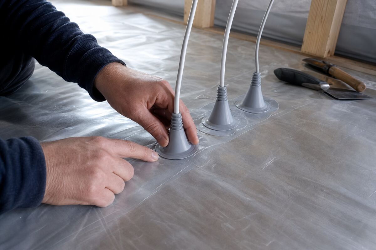 Membrane percée par des câbles : réparation durable